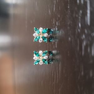 Yellow Gold Earrings 10k